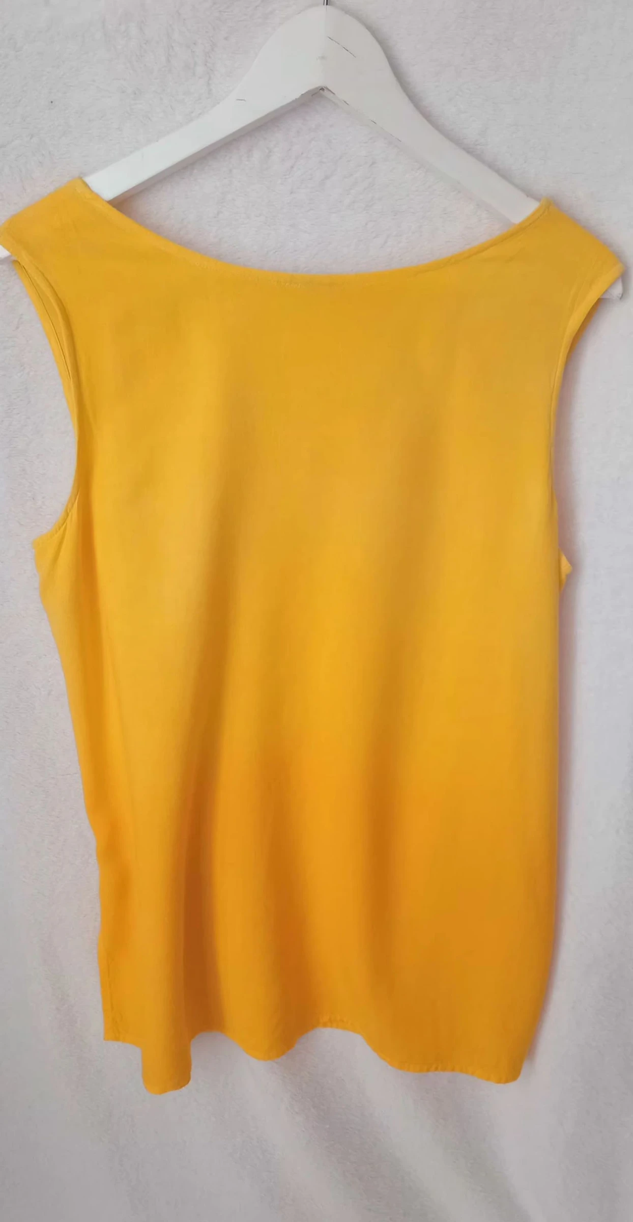 Top bordado com gradiente amarelo - T 2(M) Feito na Índia - Novo – photo 2
